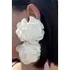 Beyaz Renk Çiçek Figürlü Küpe (Çift)