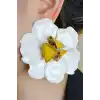 Beyaz Ve Sarı Renk Çiçek Figürlü Tasarım  Küpe (Çift)