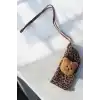 Kahve Renk Leopar Desenli Ayıcık Figürlü Boyundan Asmalı Gözlük Kılıfı