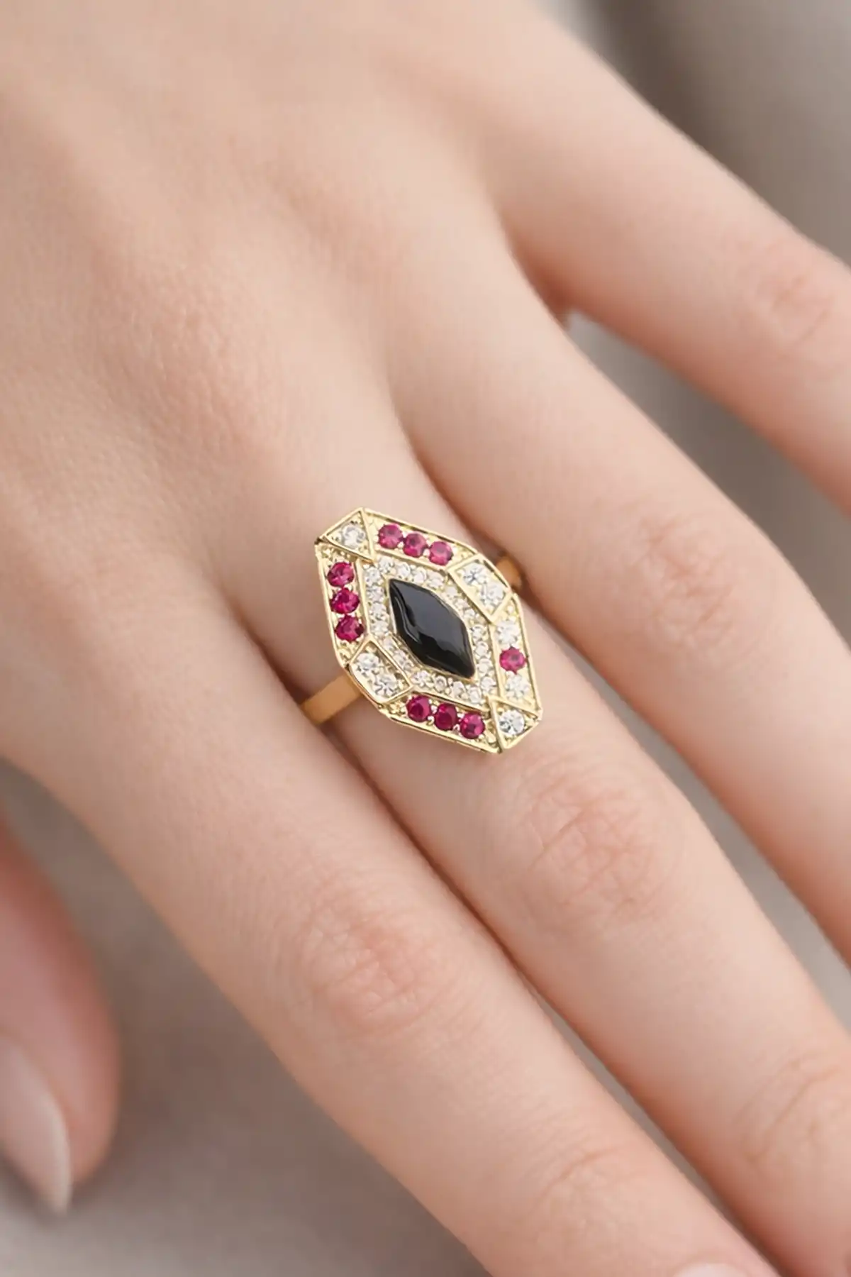 Altın Renk Taş Detaylı Ayarlanabilir Yüzük