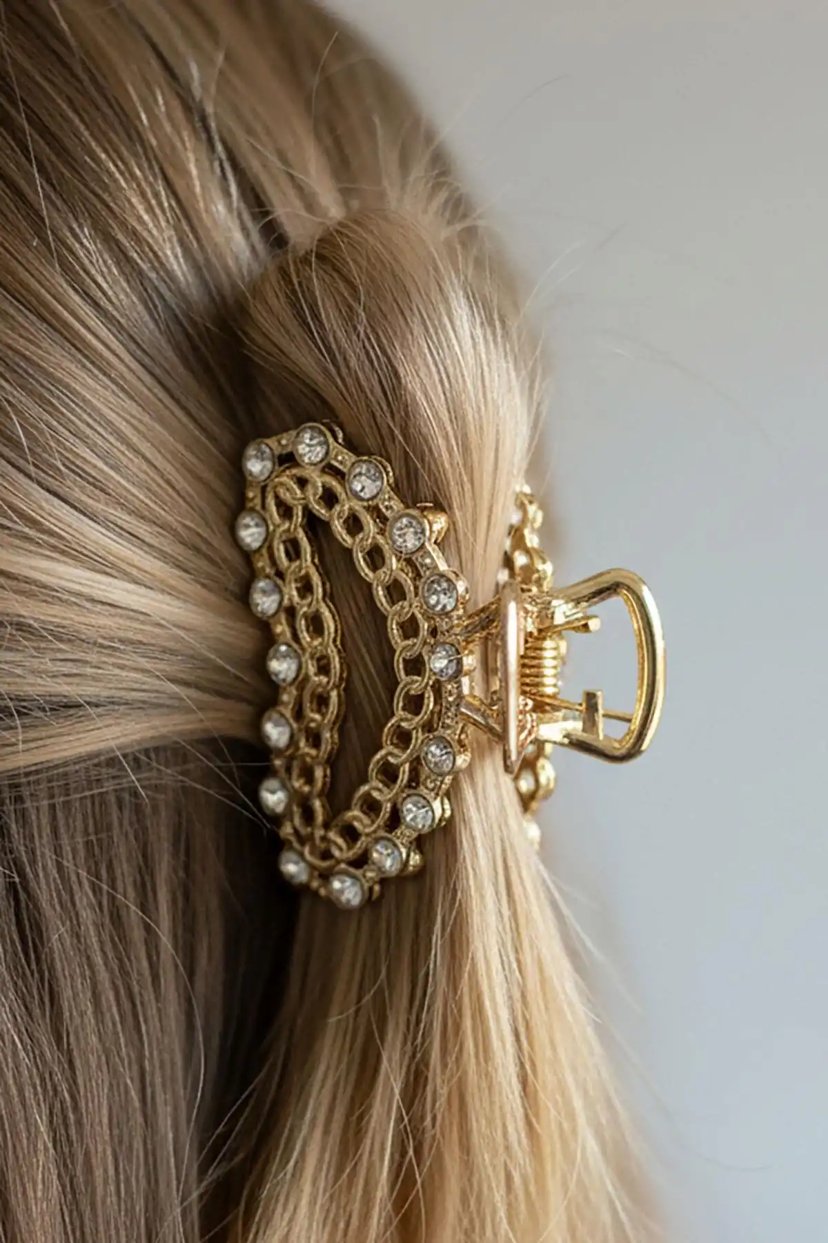 Altın Renk Taş Detaylı Mini Metal Mandal Toka