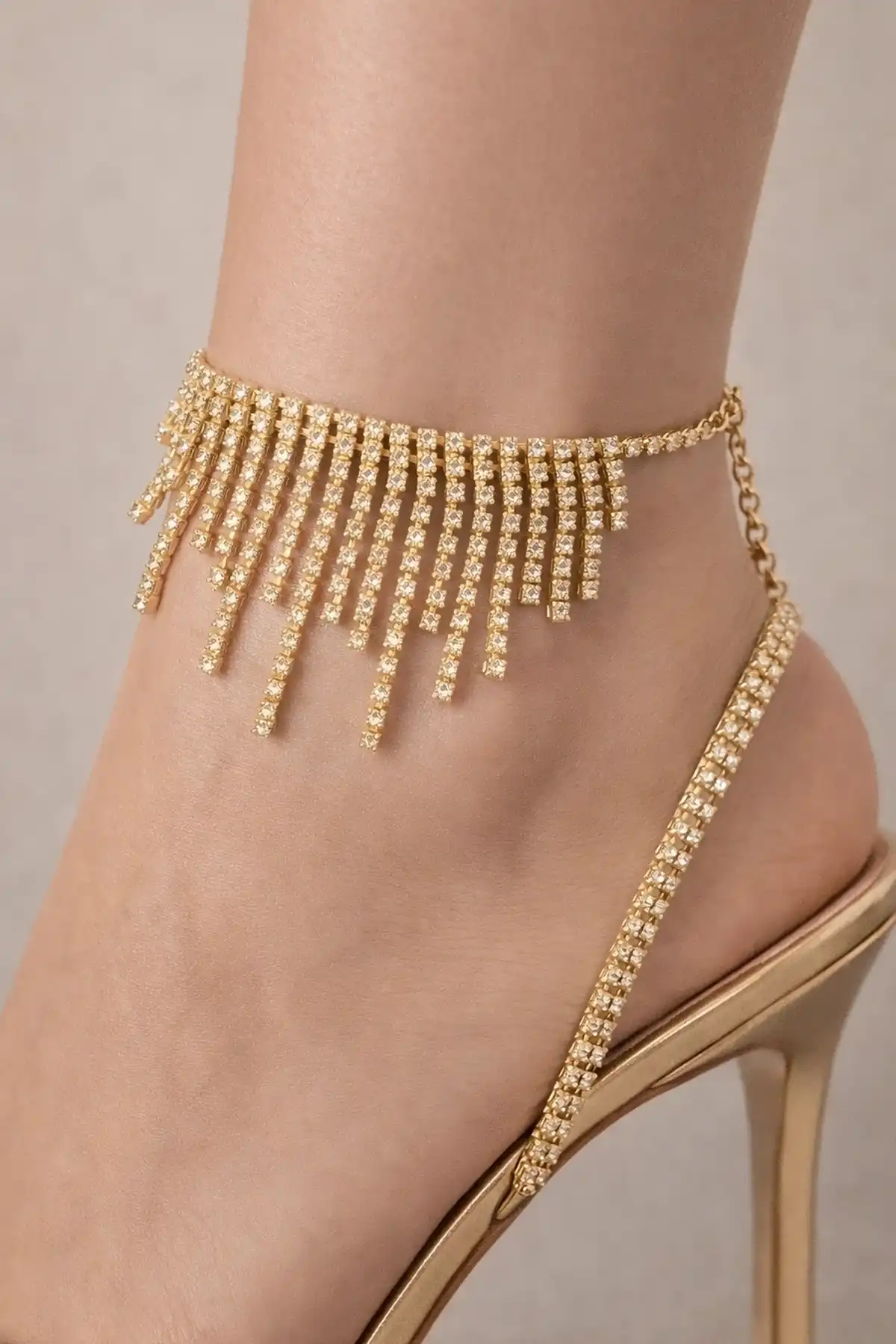 Altın Renk Taş Detaylı Tasarım Halhal