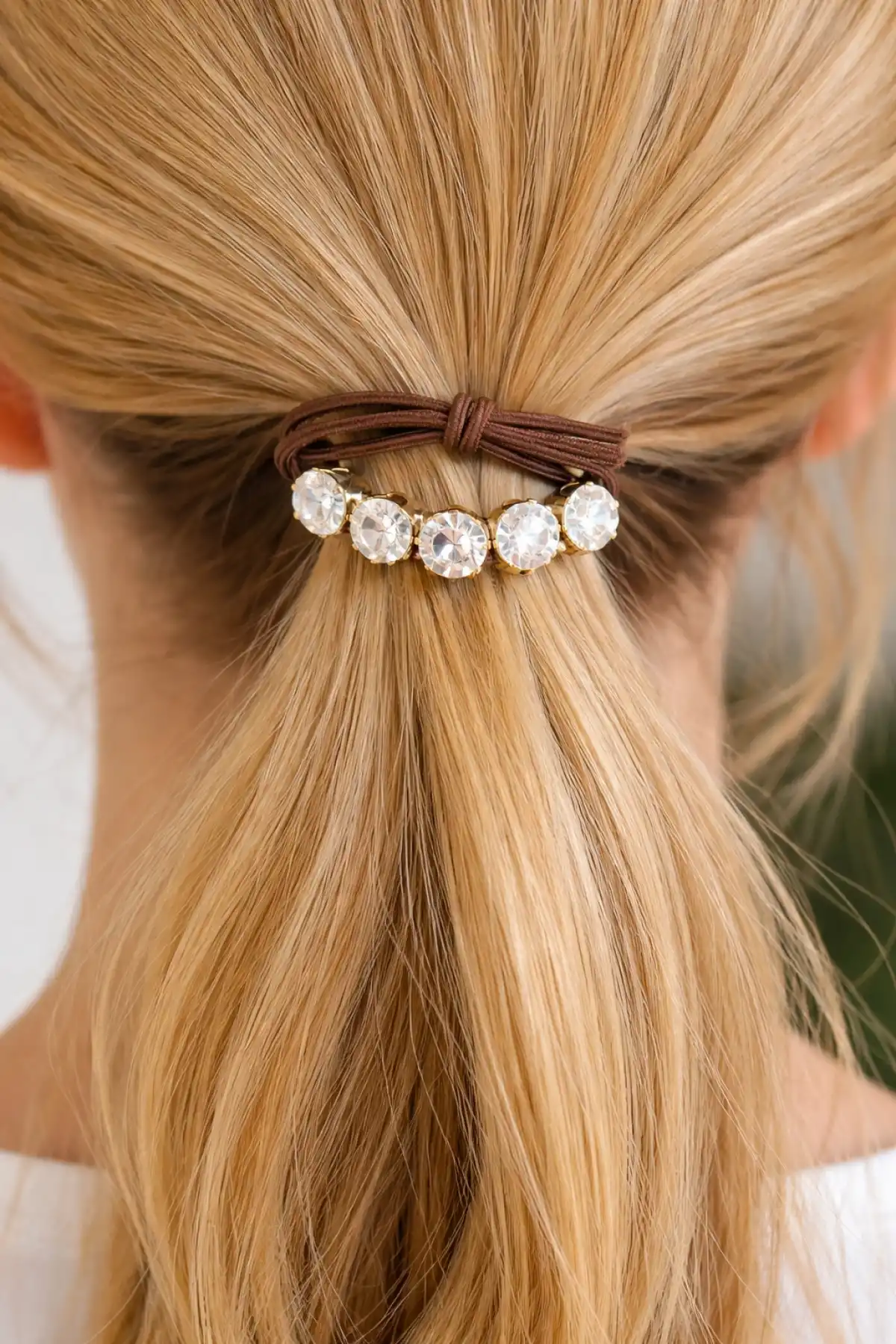 Kahverengi Taşlı Lastik Toka