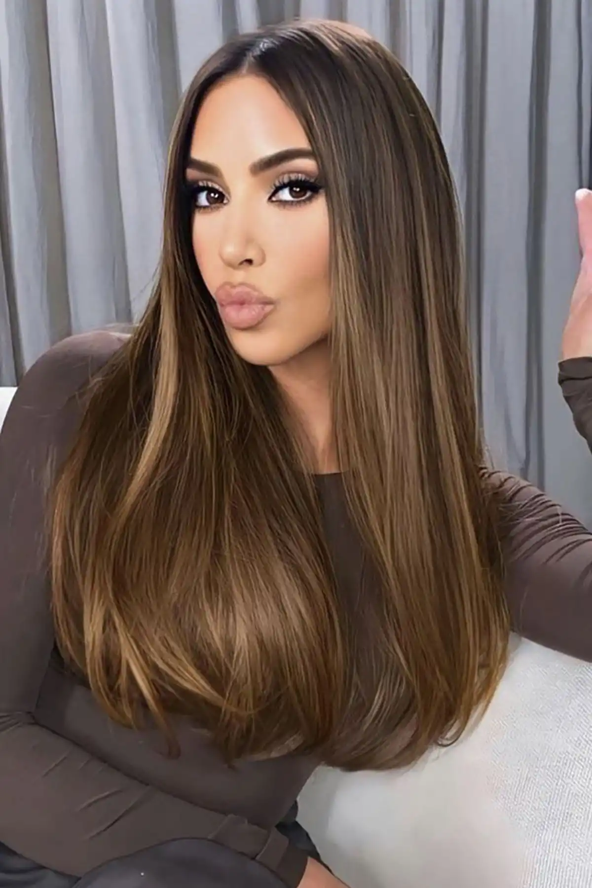 Kahverengi Ve Sarı Ombreli Dalgalı Peruk