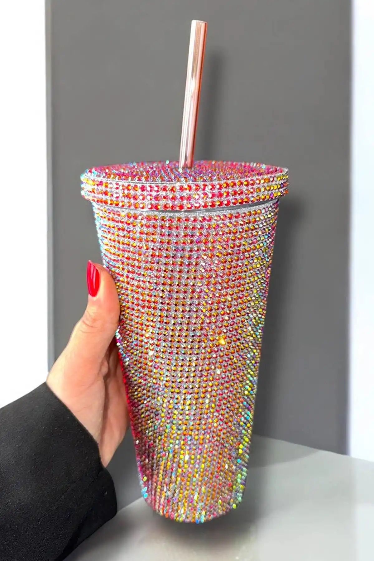 Kırmızı Renk Taş Detaylı Pipetli Suluk