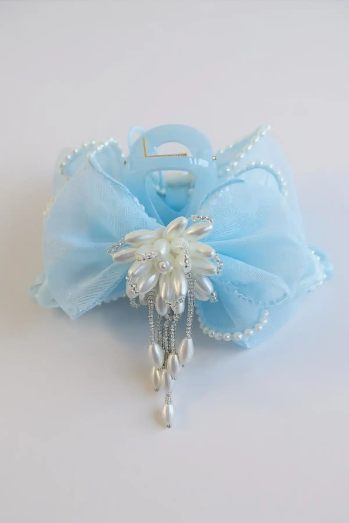 Mavi Renk Kurdele Figürlü İnci Detaylı Mandal Toka