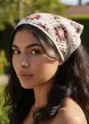 Karışık Renk Çiçek Desenli Örgü Bandana