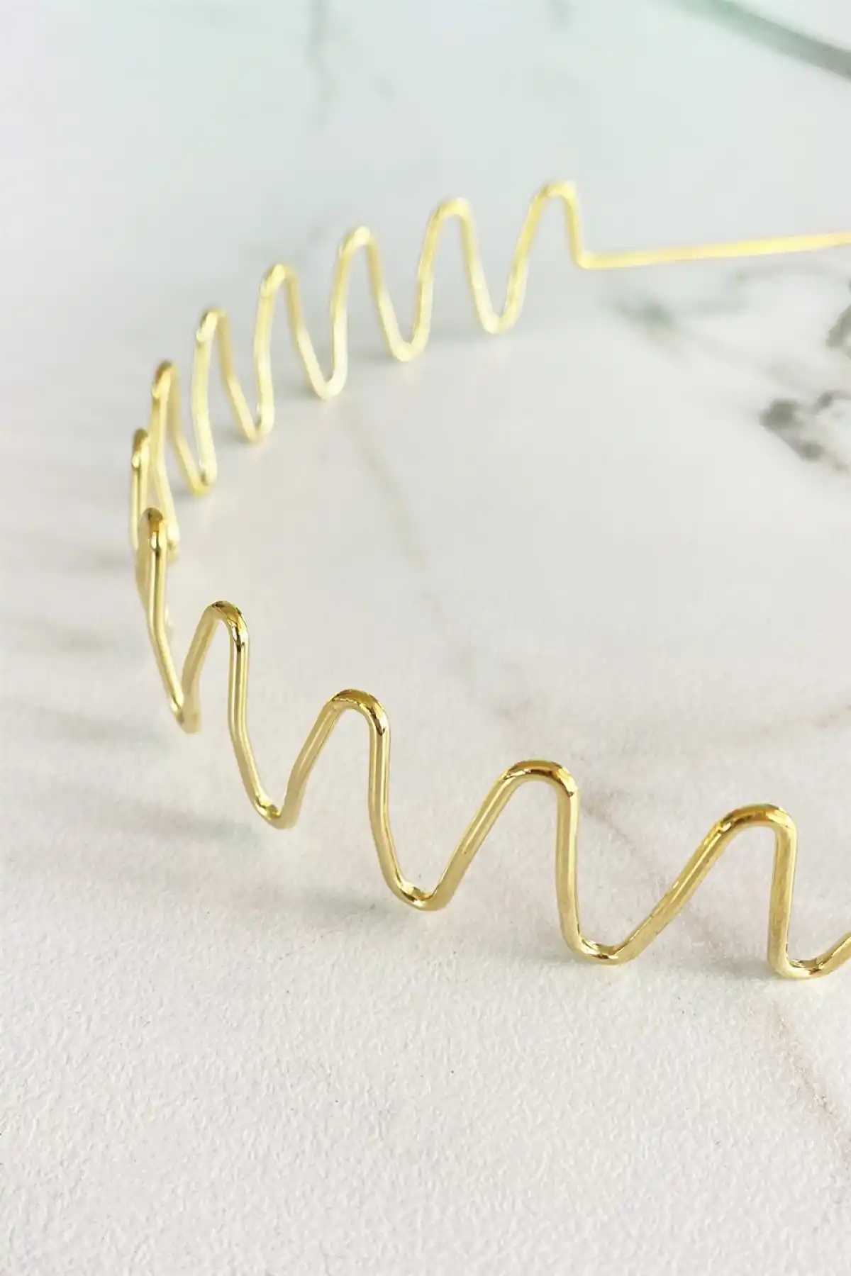 Altın Renk Metal Taç