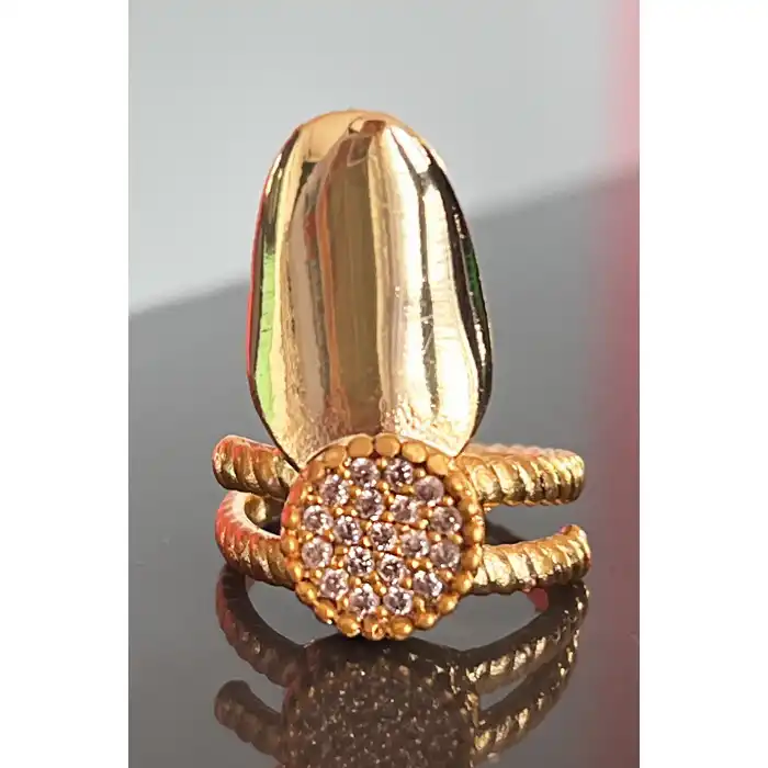 Altın Renk Ayarlanabilir Taşlı Tırnak Yüzük