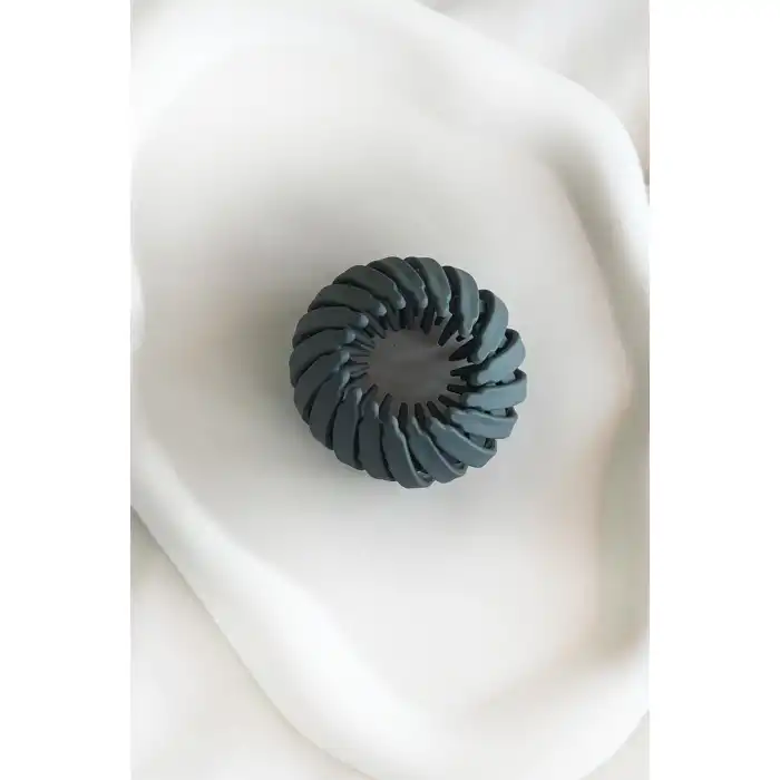 Gri Renk Mat Saç Aparatı