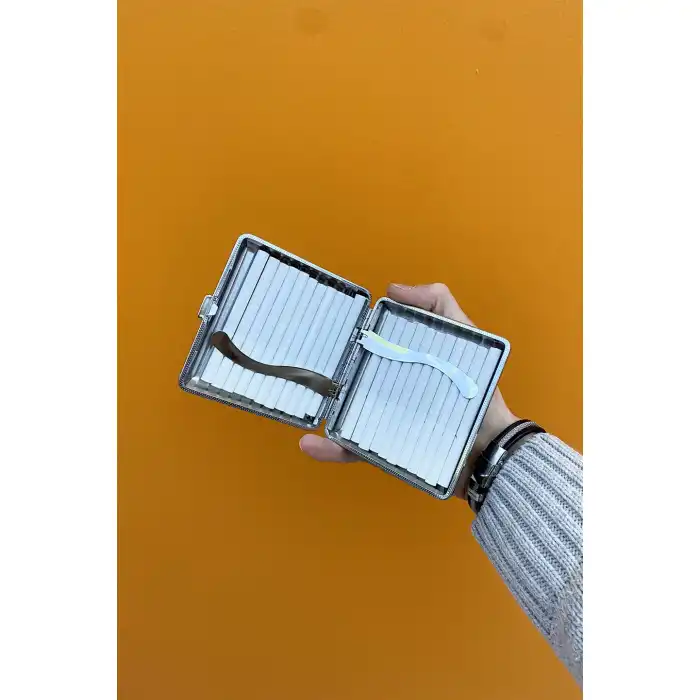 Siyah Renk Kabartmalı Orta Boy Tabaka