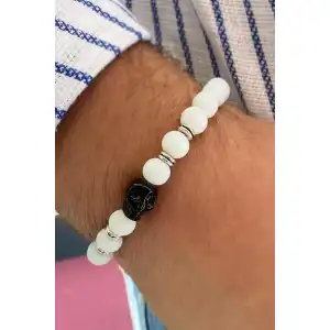 Beyaz Renk Boncuk detaylı Kuru Kafa Figürlü Erkek Bileklik