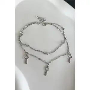 Gümüş Renk Kilit Detaylı İkili Zincirli Halhal