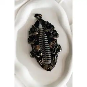 Karışık Renk Antik Desenli Çiçek Figürlü Muz Toka