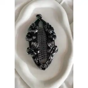 Karışık Renk Antik Desenli Çiçek Figürlü Muz Toka