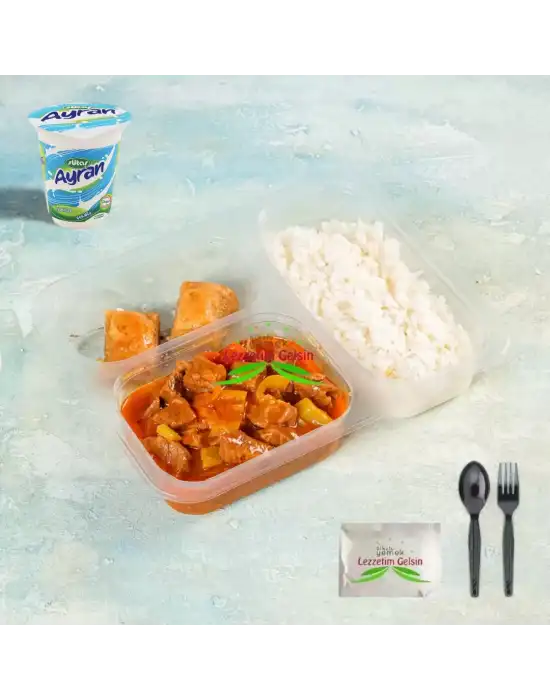 Tereyağlı Pilav + Tas Kebabı + Cevizli Baklava + Ayran