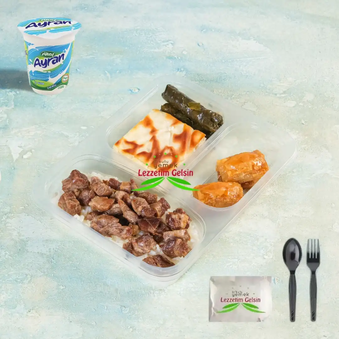 Tereyağlı Pilav + Dana Kavurma + Zeytinyağlı Yaprak Sarma + Peynirli Su Böreği + Baklava + Ayran