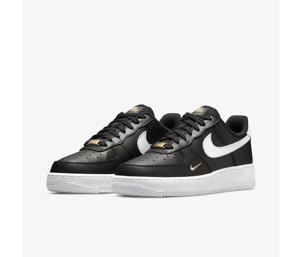 Nike Air Force 1 Low Essential Black