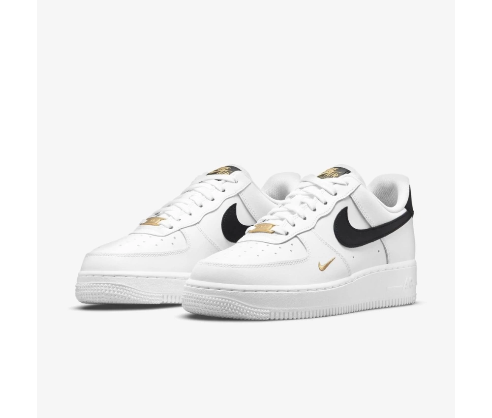 Nike Air Force 1 Low Essential White