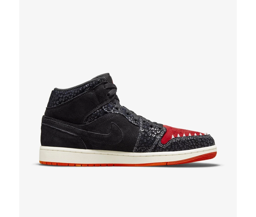 Nike Air Jordan 1 Mid “SiEMPRE Familia”