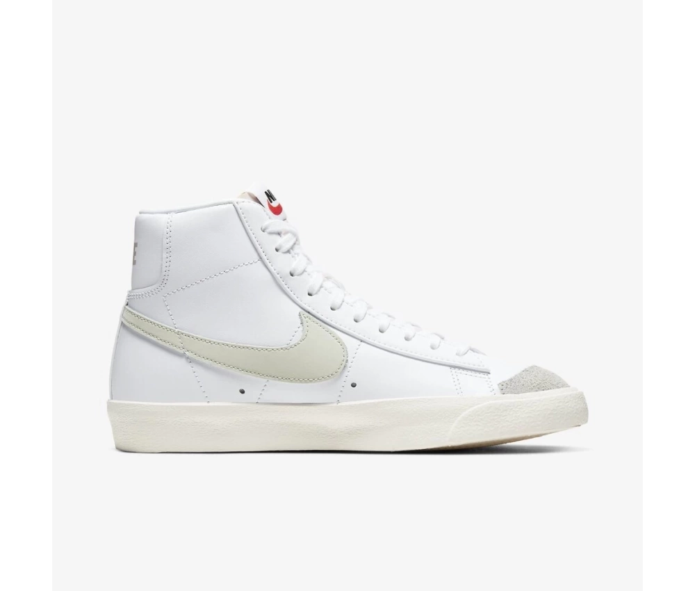 Nike Blazer Mid 77 Vintage Light Bone