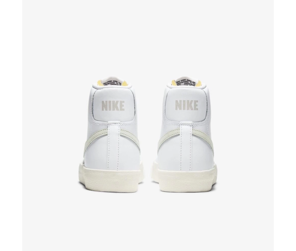 Nike Blazer Mid 77 Vintage Light Bone