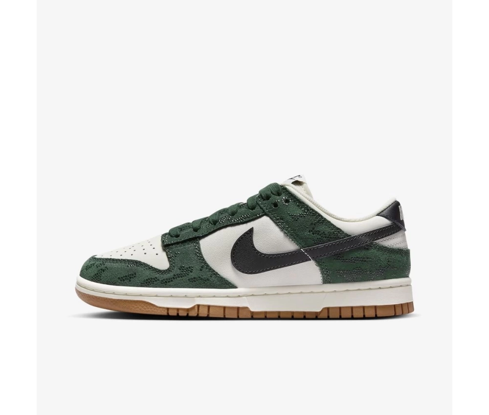 Nike Dunk Low Green Snake
