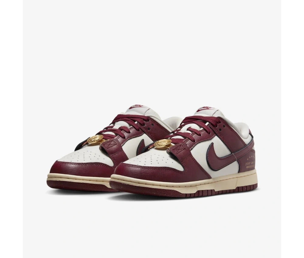 Nike Dunk Low SE Just Do It Sail Team Red