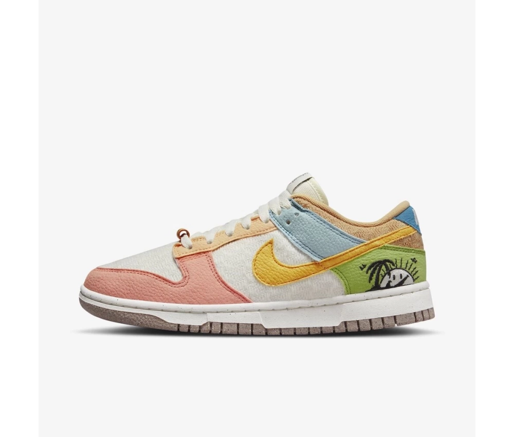 Nike Dunk Low SE Sun Club