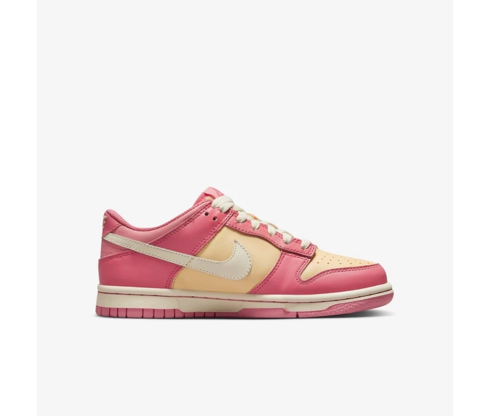 Nike Dunk Low Strawberry Peach Cream