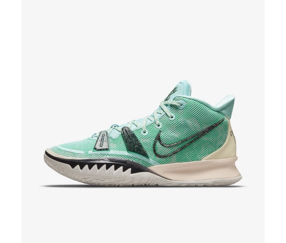 Nike Kyrie 7 Copa