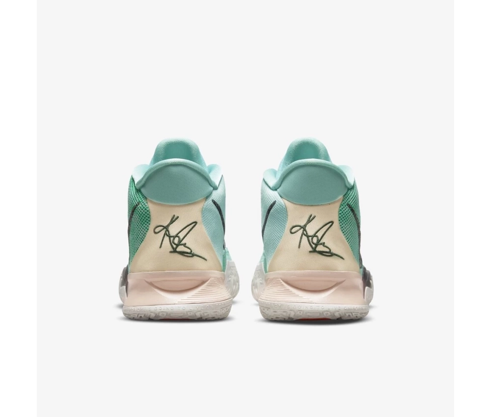 Nike Kyrie 7 Copa