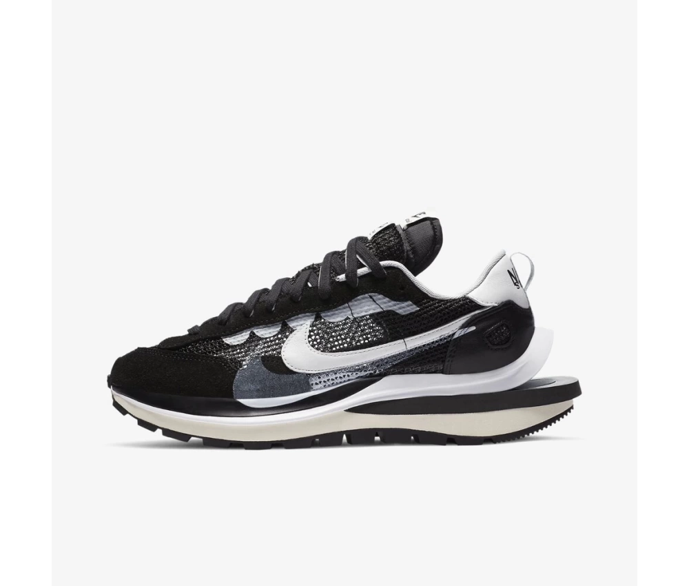 Sacai X Nike Vaporwaffle Black