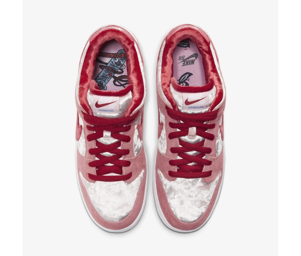 Strangelove Skateboards X Nike SB SB Dunk Low
