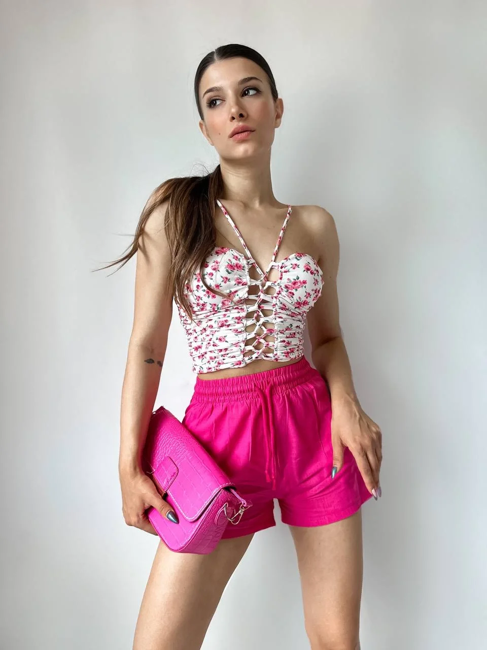 Bağlama Detaylı Çiçek Desenli Kırmızı Crop