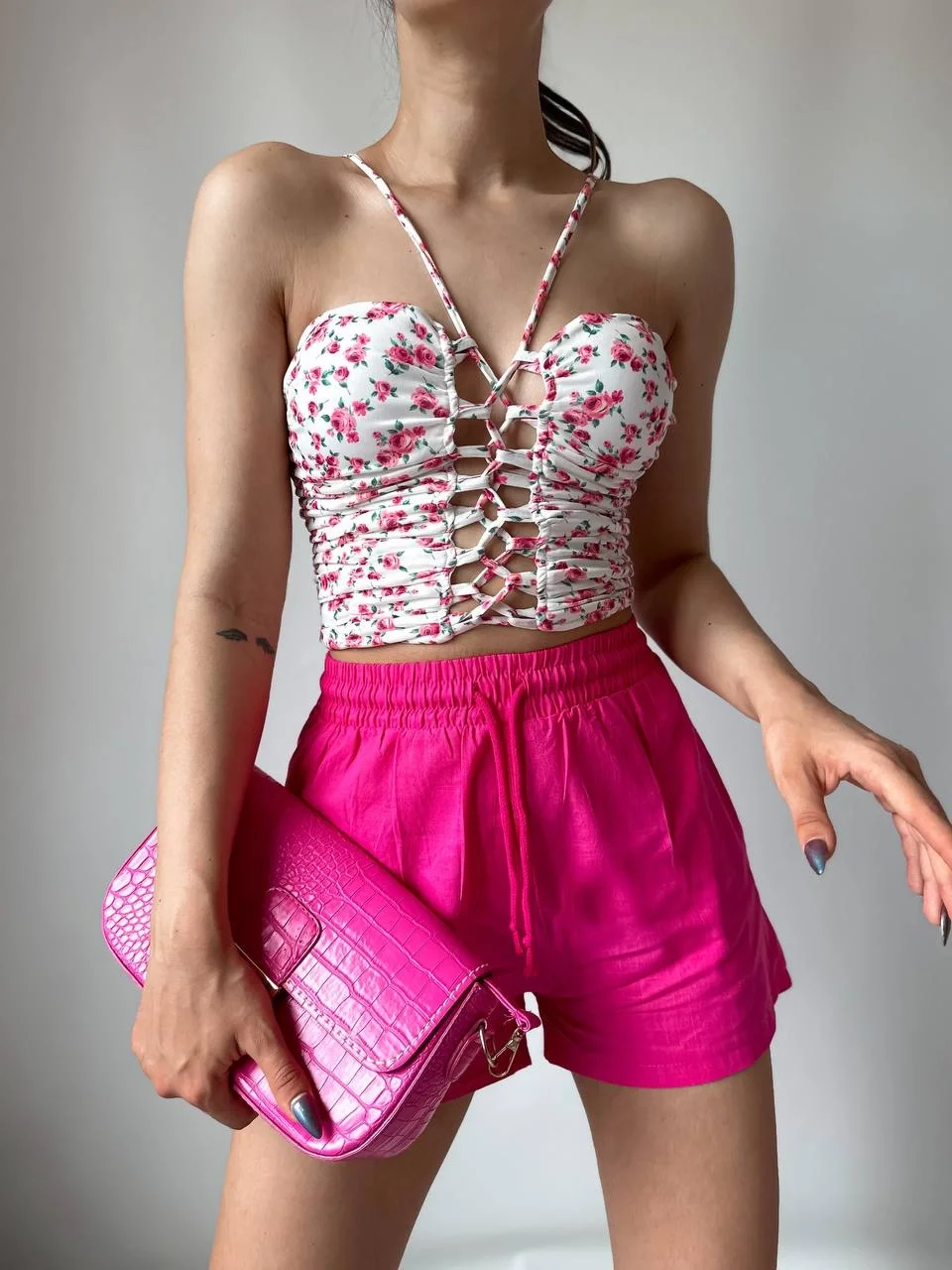 Bağlama Detaylı Çiçek Desenli Kırmızı Crop