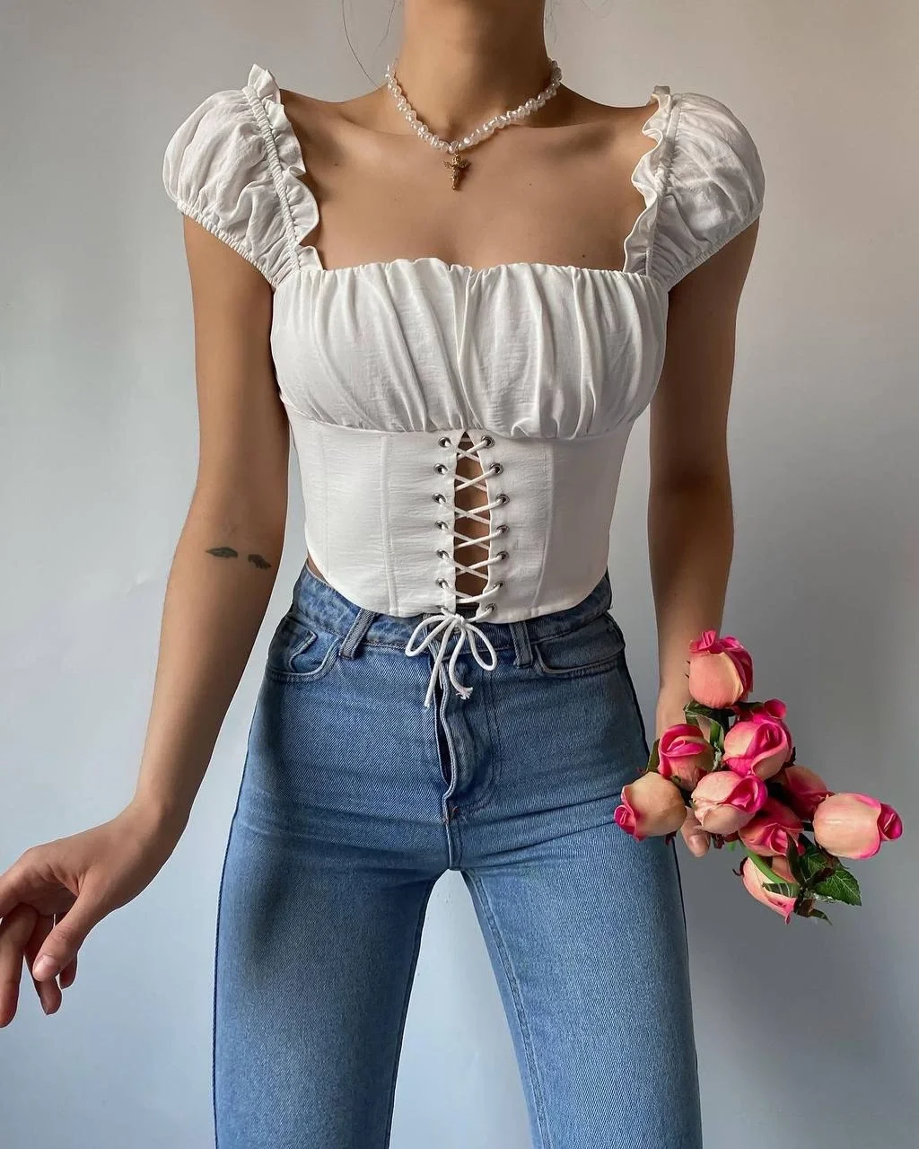 Fermuar Detaylı Önden Bağlamalı Beyaz Crop