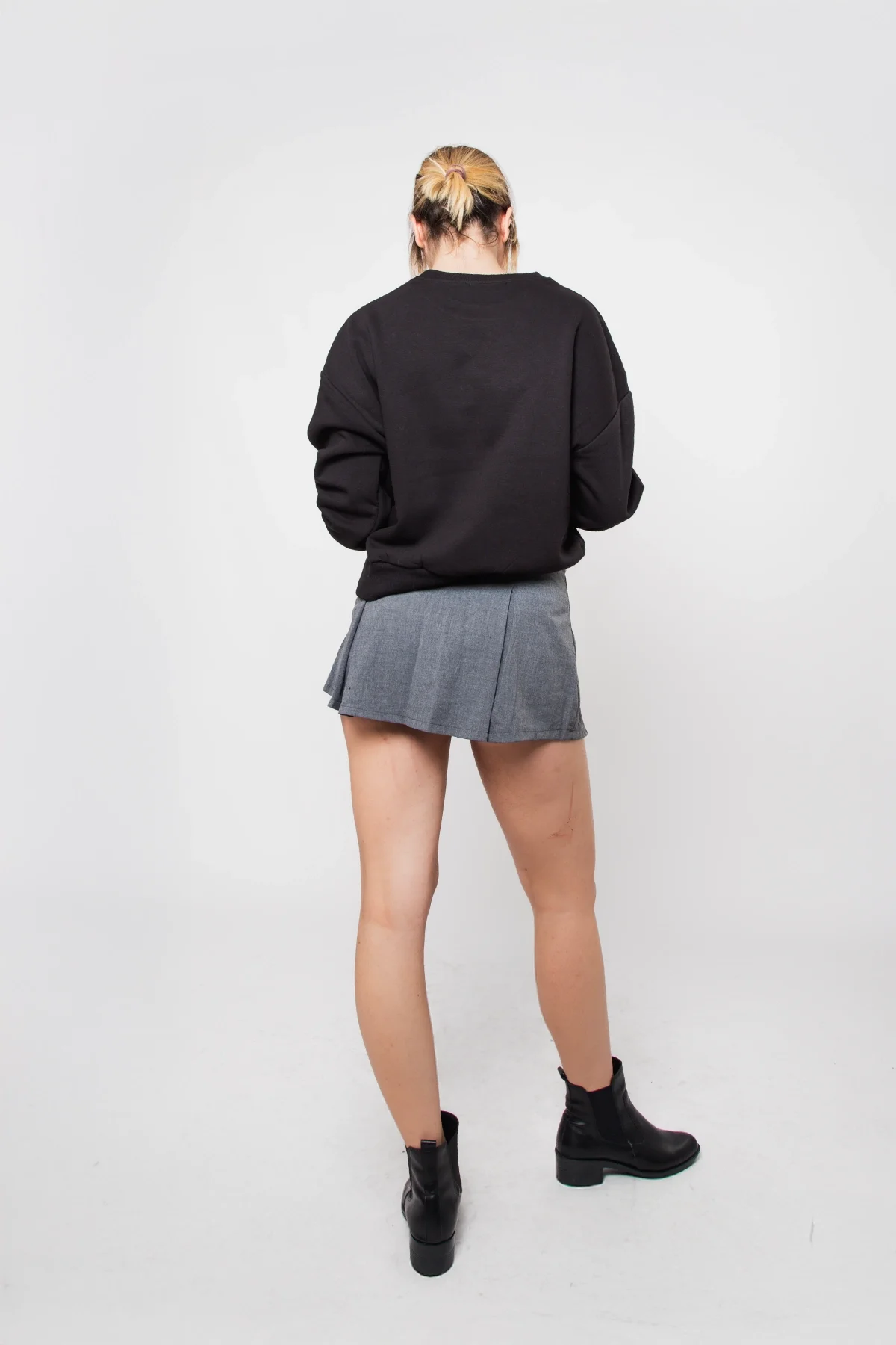 Silhouette Boobs Baskılı Kapüşonsuz Relaxed Fit Kadın Siyah Sweatshirt