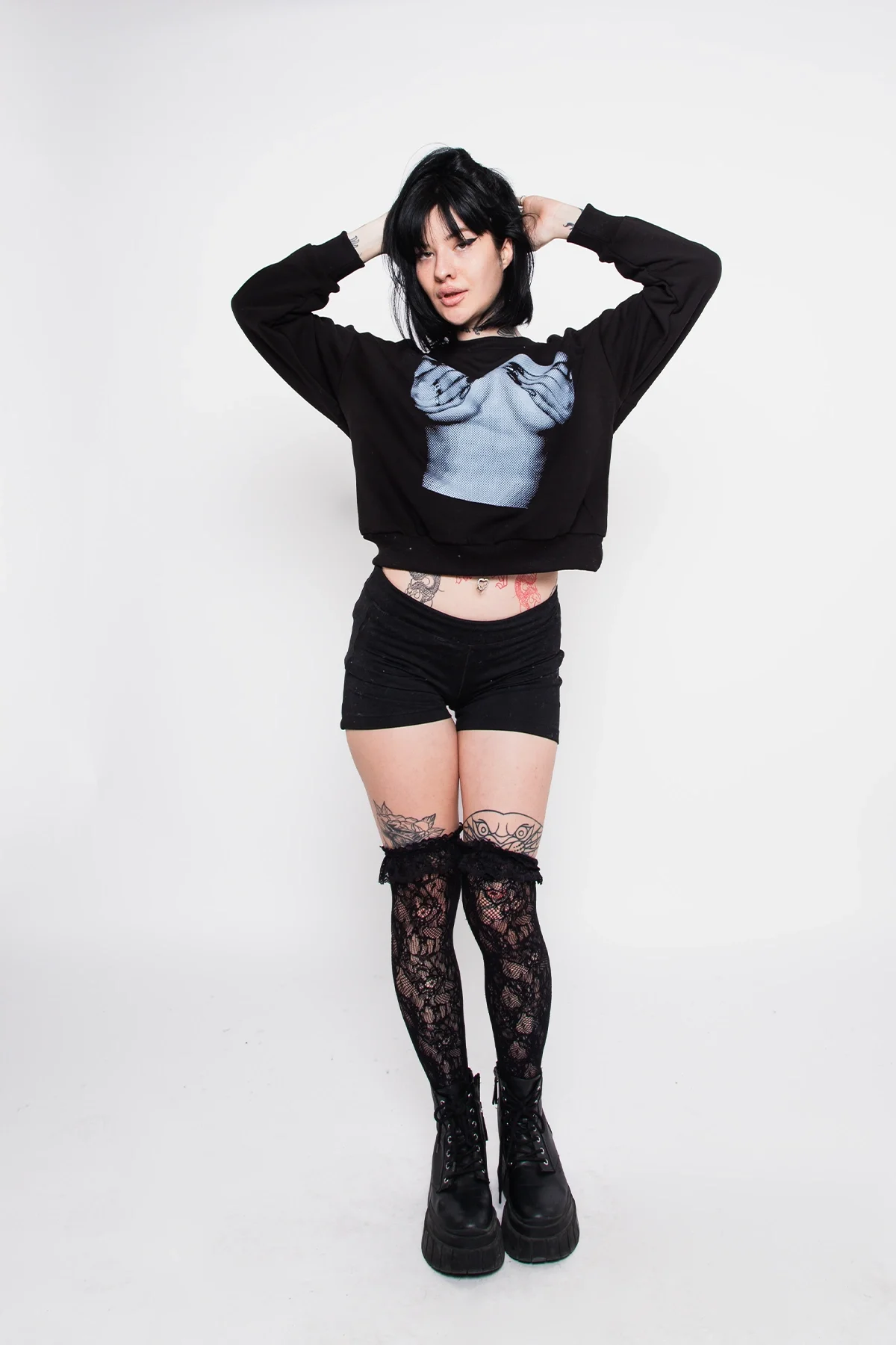 Silhouette Boobs V2 Baskılı Kapüşonsuz Relaxed Fit Kadın Siyah Sweatshirt