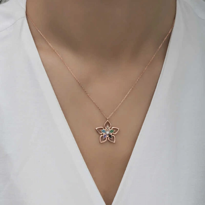​925 Ayar Gümüş Renkli Taşlı Çiçek Kadın Gümüş Kolye T6596 (599599)