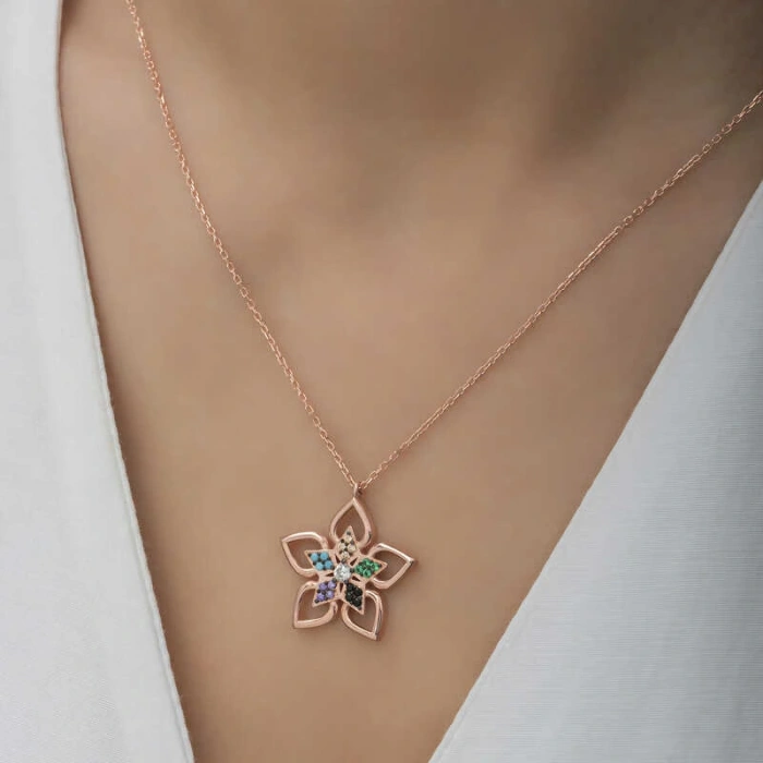 ​925 Ayar Gümüş Renkli Taşlı Çiçek Kadın Gümüş Kolye T6596 (599599)