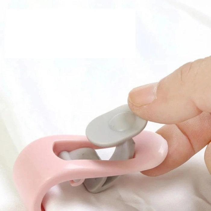 4 Adet Mandallı İğnesiz Yorgan Kılıfı Nevresim Sabitleme Klips Takımı (599)