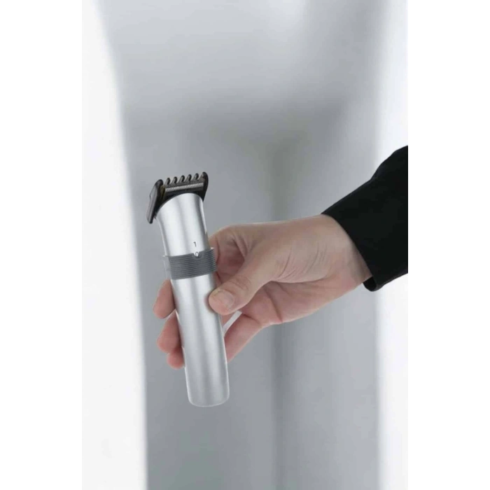 4 Taraklı Profesyonel Şarjlı Saç Ve Sakal Kesme Tıraş Makinesi Seti