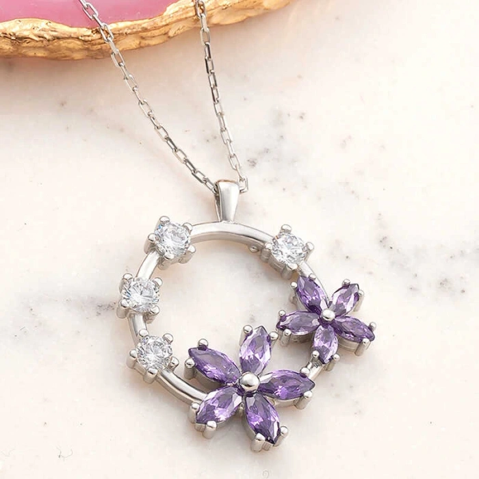 925 Ayar Gümüş Mor Çiçek Kadın Kolye T7982 (599599)