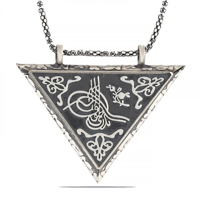 925 Ayar Gümüş Üçgen İçi Açılabilen Tuğra Muskalık Gümüş Kolye T6014 (599)