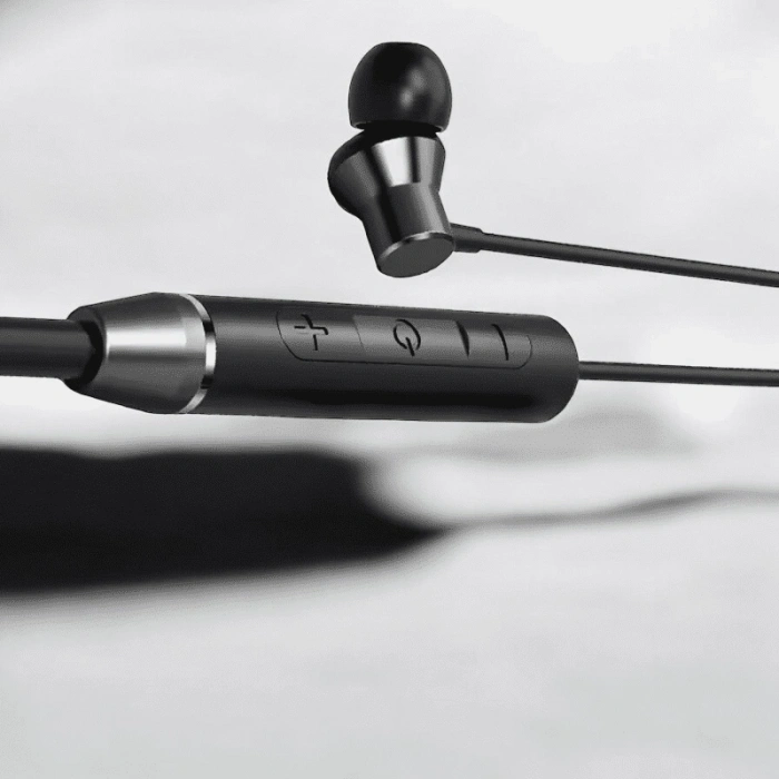 Boyun Bantlı Kablolu Kulaklık Anc Özelliği Uzun Şarj Süreli Sporcu Kulaklığı 100 Saat