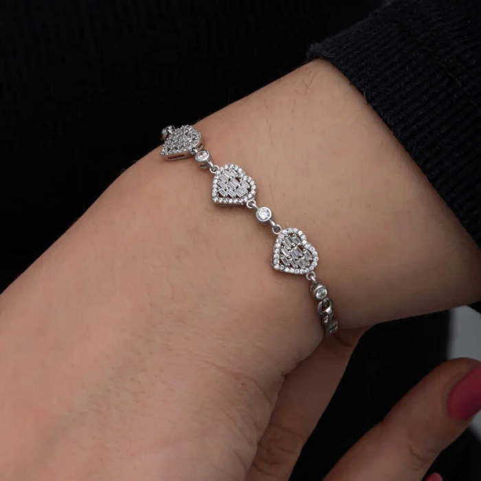 Byhodi ​925 Ayar Gümüş Baget Taşlı Kalp Kadın Bileklik T8559 (599599)