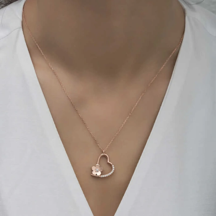 925 Ayar Gümüş Çiçekli Kalp Kadın Gümüş Kolye T6589 (599599)