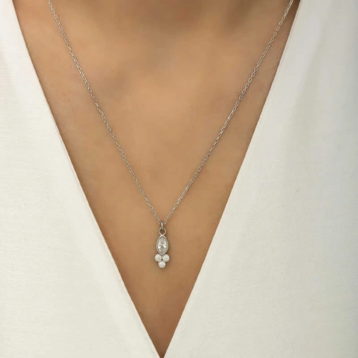 Byhodi 925 Ayar Gümüş Çiğ Damlası Mekik Tektaş Bayan Gümüş Kolye T6000 (599599)