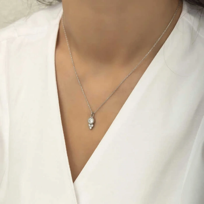 925 Ayar Gümüş Çiğ Damlası Yuvarlak Tektaş Bayan Gümüş Kolye T5973 (599599)